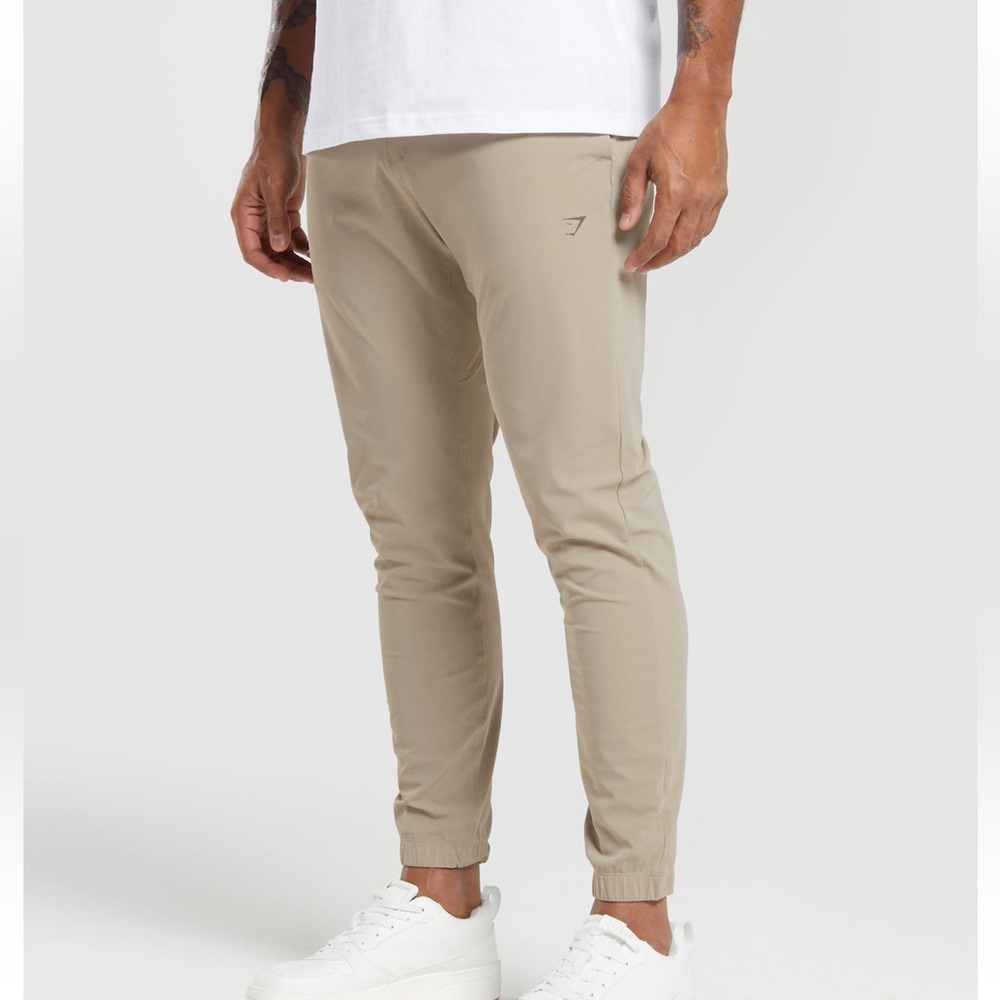 Gymshark Studio Joggers/ sand brown /L